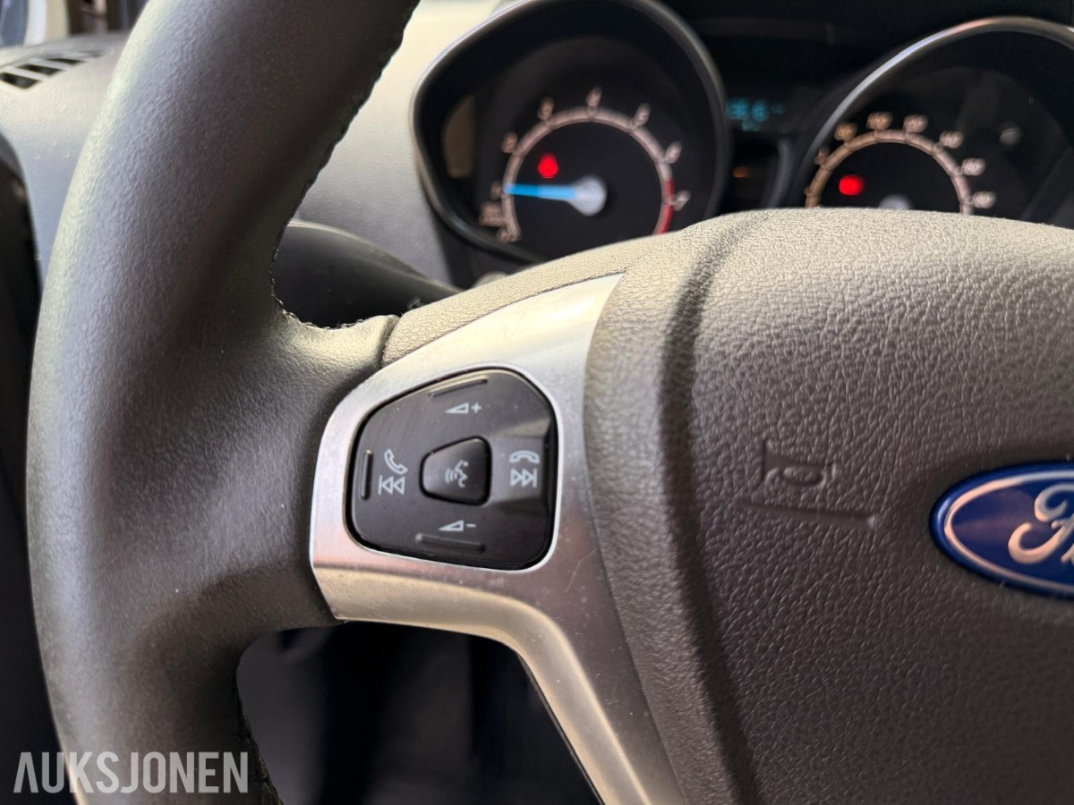 2014 Ford Tourneo 1.0-101 – EU-godkjent til desember 2026