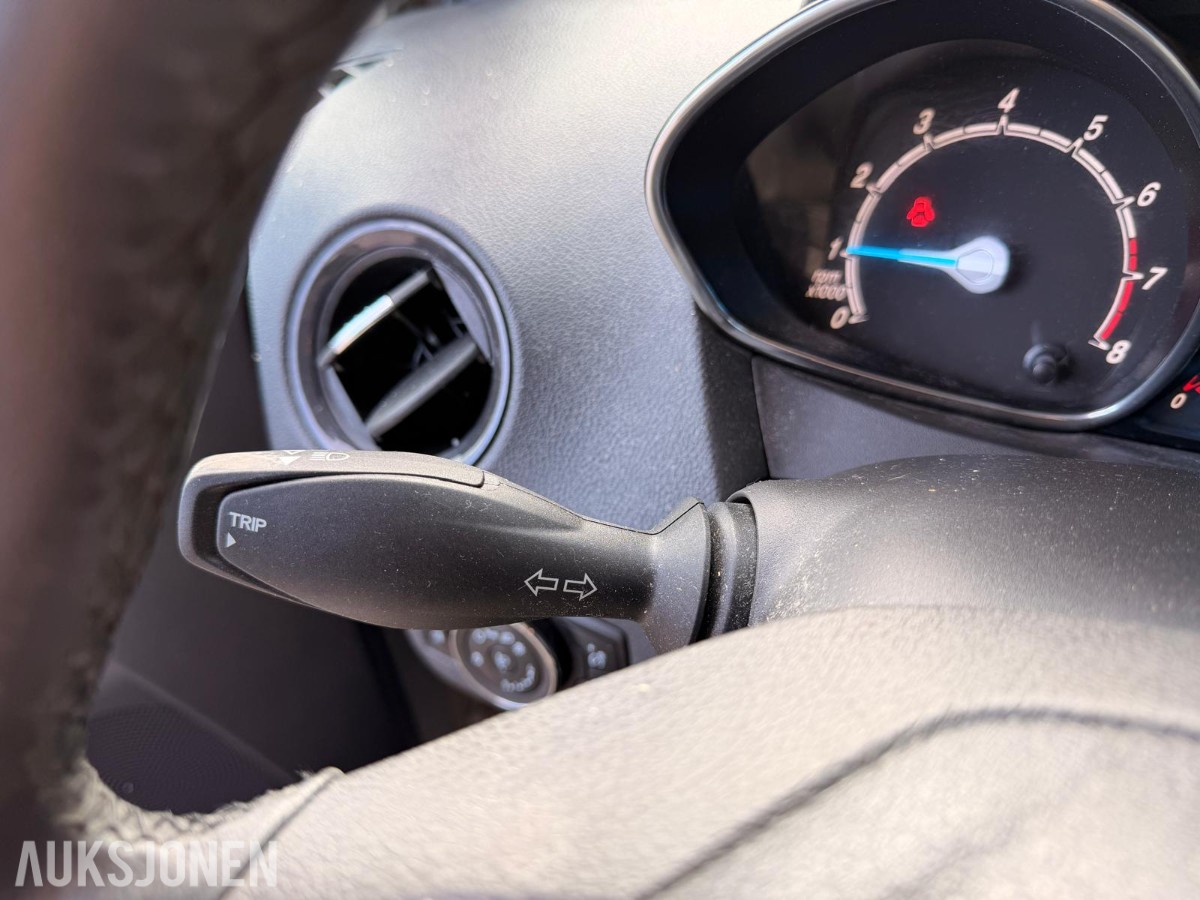2014 Ford Tourneo 1.0-101 – EU-godkjent til desember 2026