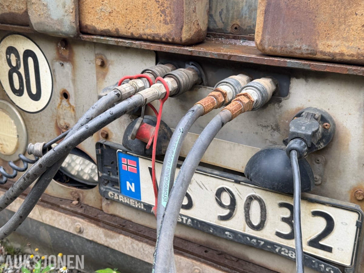 2015 CARNEHL, 4-AKSLET MASKINSEMITRAILER, UTTREKK, SENTRALSMØRING, WABCO, NETTOPP EU GODKJENT