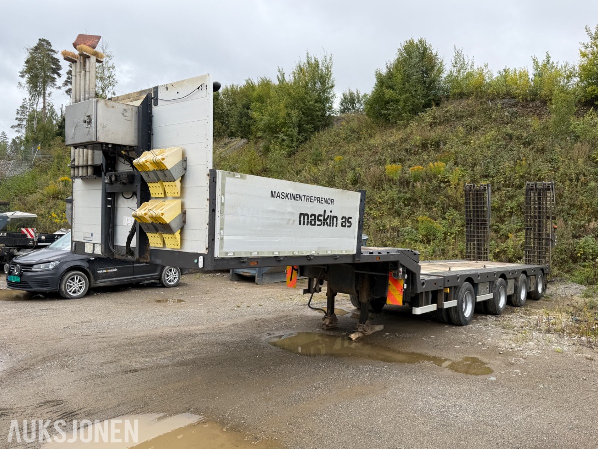 2015 CARNEHL, 4-AKSLET MASKINSEMITRAILER, UTTREKK, SENTRALSMØRING, WABCO, NETTOPP EU GODKJENT