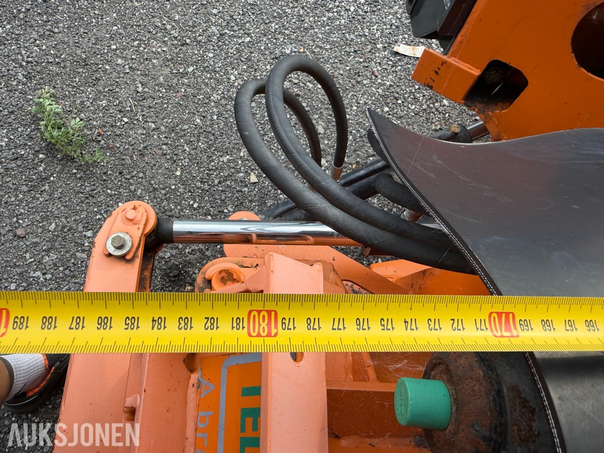 Tellefsdal U-LS 3700 plog med hyd. vinger - 2016