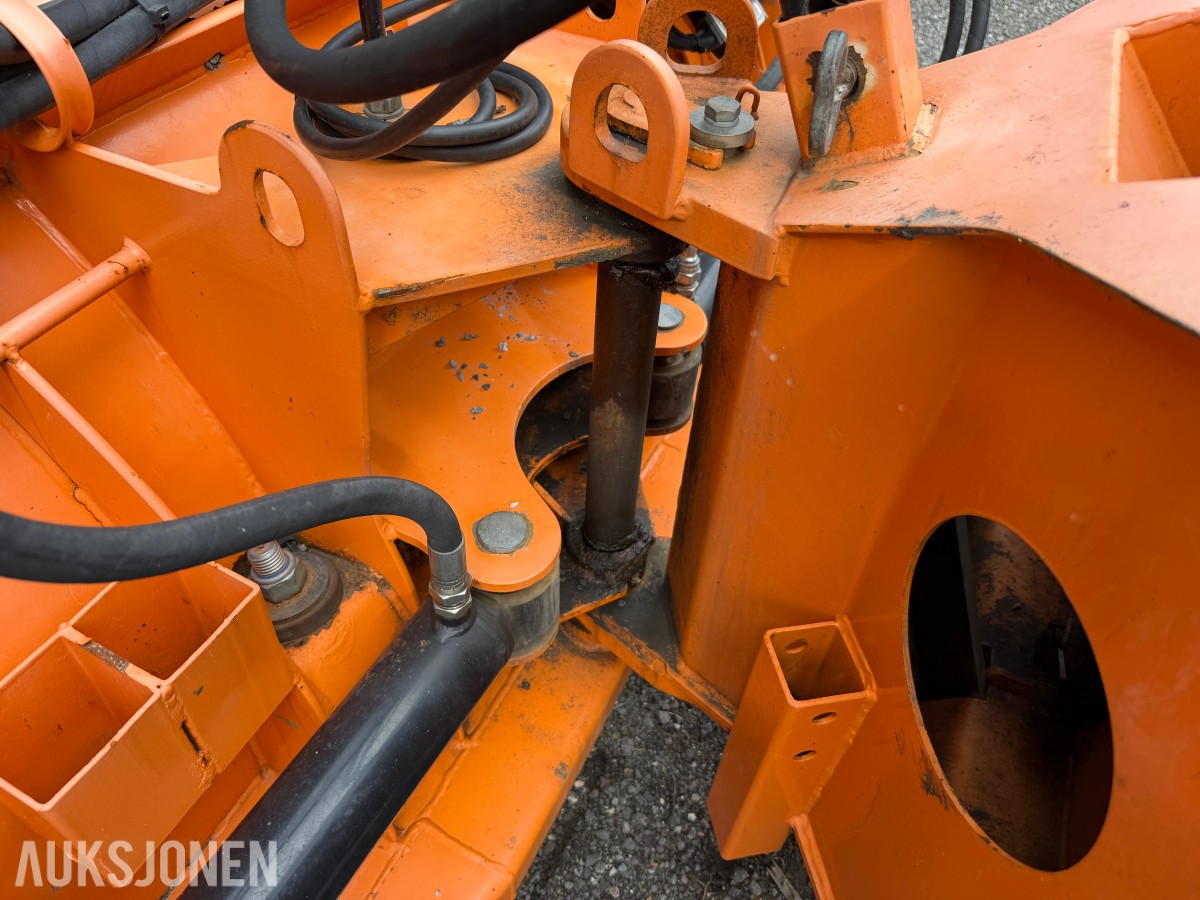 Tellefsdal U-LS 3700 plog med hyd. vinger - 2016