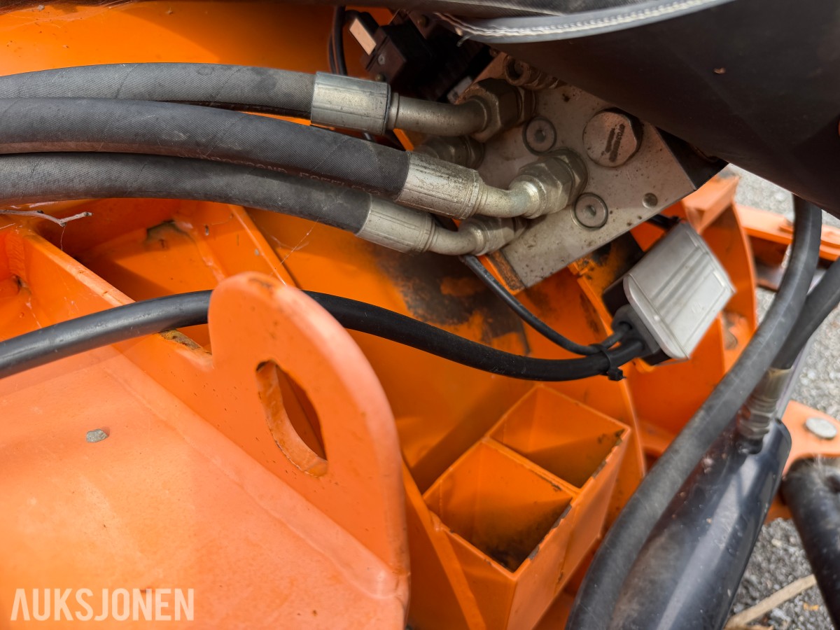 Tellefsdal U-LS 3700 plog med hyd. vinger - 2016