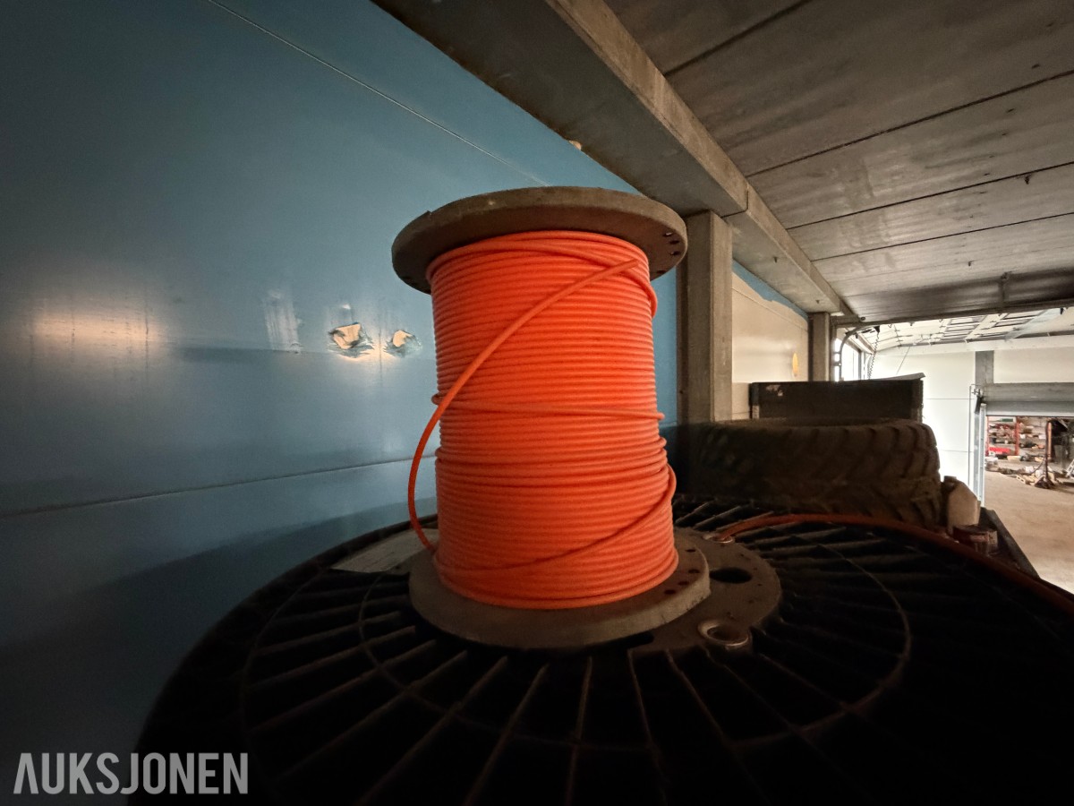 Kabel på trommel