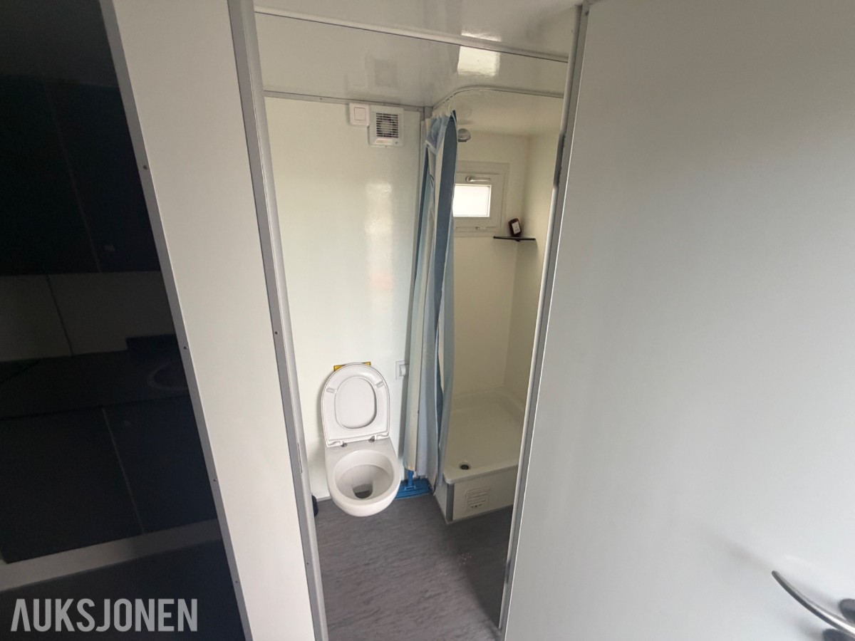 Scanvogn - Mannskapsbrakke med kjøkken, bad og 2 separate soverom