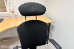 Stort parti kontorutstyr pulter/bord/kontorstoler/kantinestoler