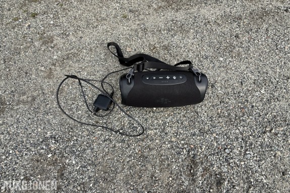 FEEL trådløs Bluetooth-høyttaler med bærestropp