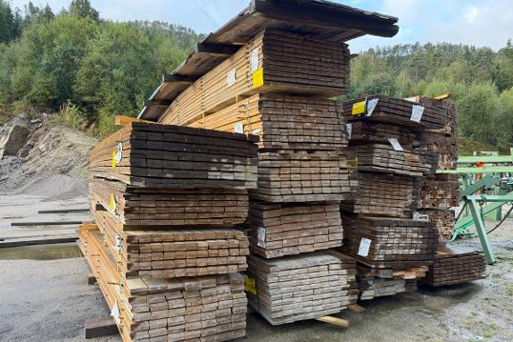 19 X 123 MM - IMPRIGNERT - 809 LM - Rektangulær kledning 