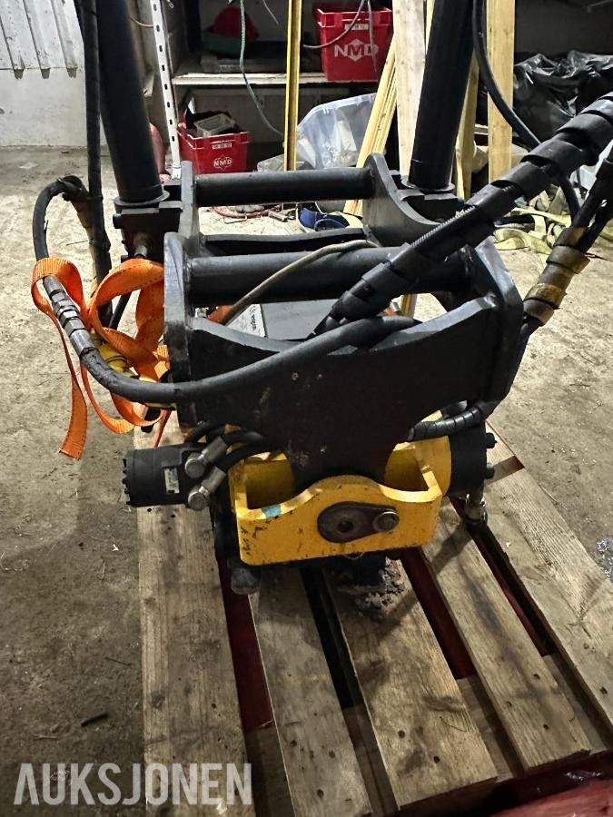Rototilt Engcon EC15 S60