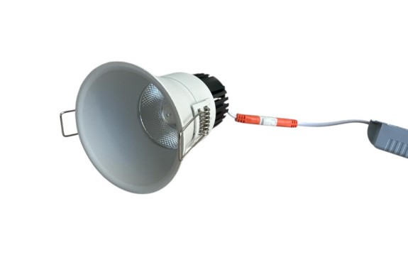 60 stk LED Downlights ECOVISTA – 15W IP65 (2700–3200K)