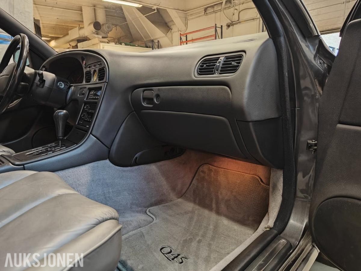 1992 Infiniti Q45 4.5L 281HK 200200 km