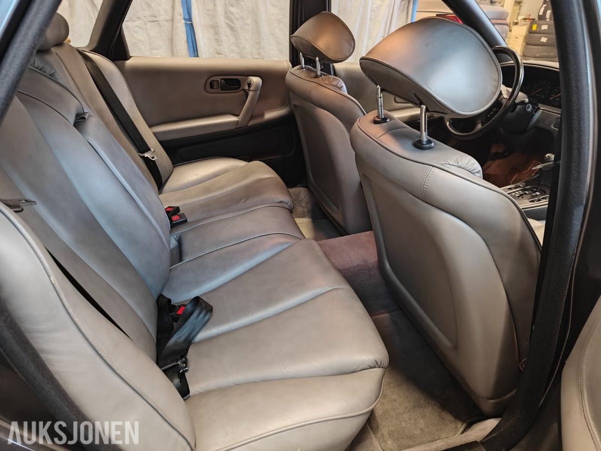 1992 Infiniti Q45 4.5L 281HK 200200 km