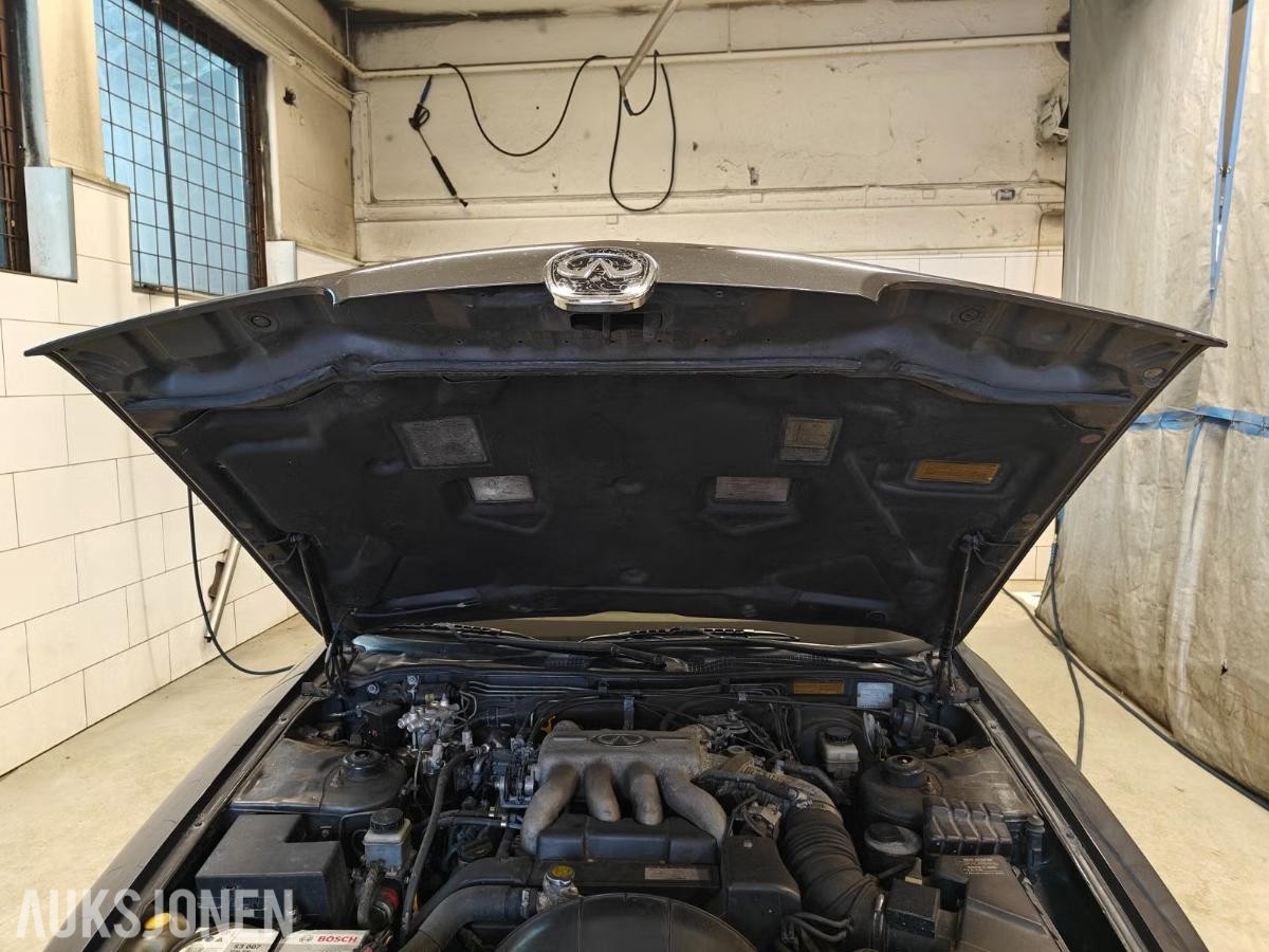 1992 Infiniti Q45 4.5L 281HK 200200 km