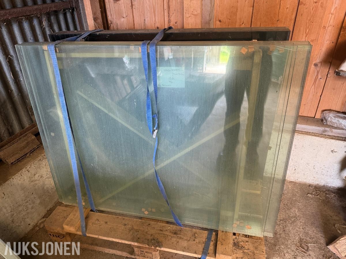 Vinduer Laminert 2 lag 90X112,5cm og 90X122cm