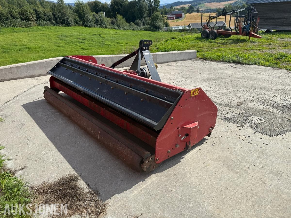 2003 Feraboli FM 2850 Halmsnitter-Beitepusser