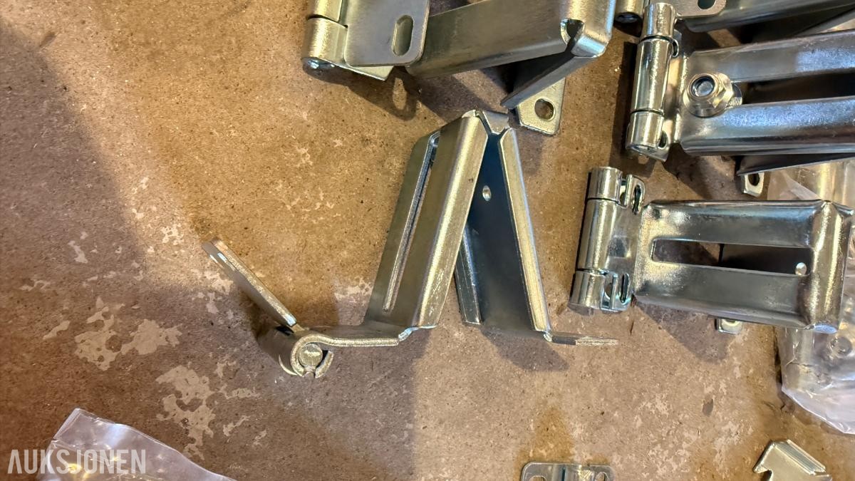 Crawford Beslag og hengsler