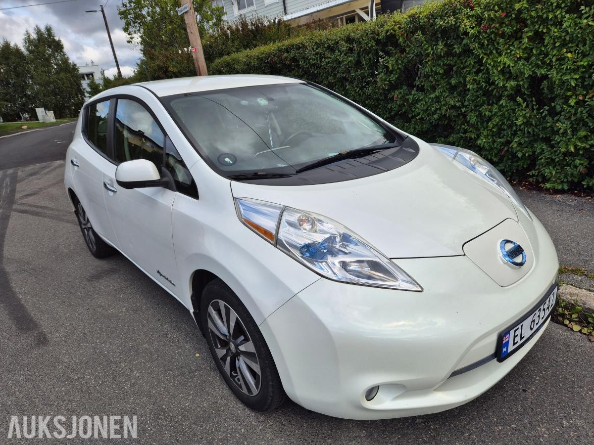 2015 Nissan Leaf 24Kwh tekna skinnseter 360 kamera BOSE 113000km