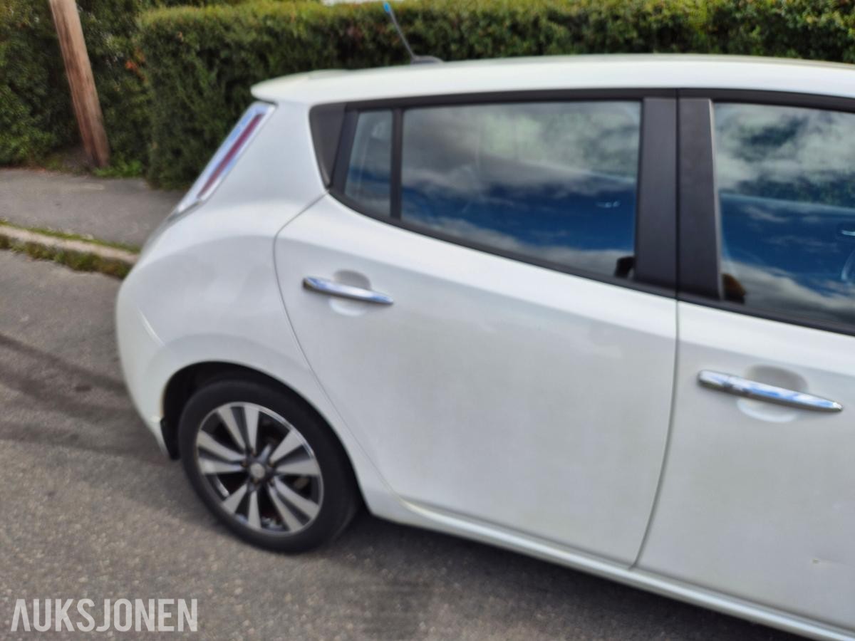 2015 Nissan Leaf 24Kwh tekna skinnseter 360 kamera BOSE 113000km