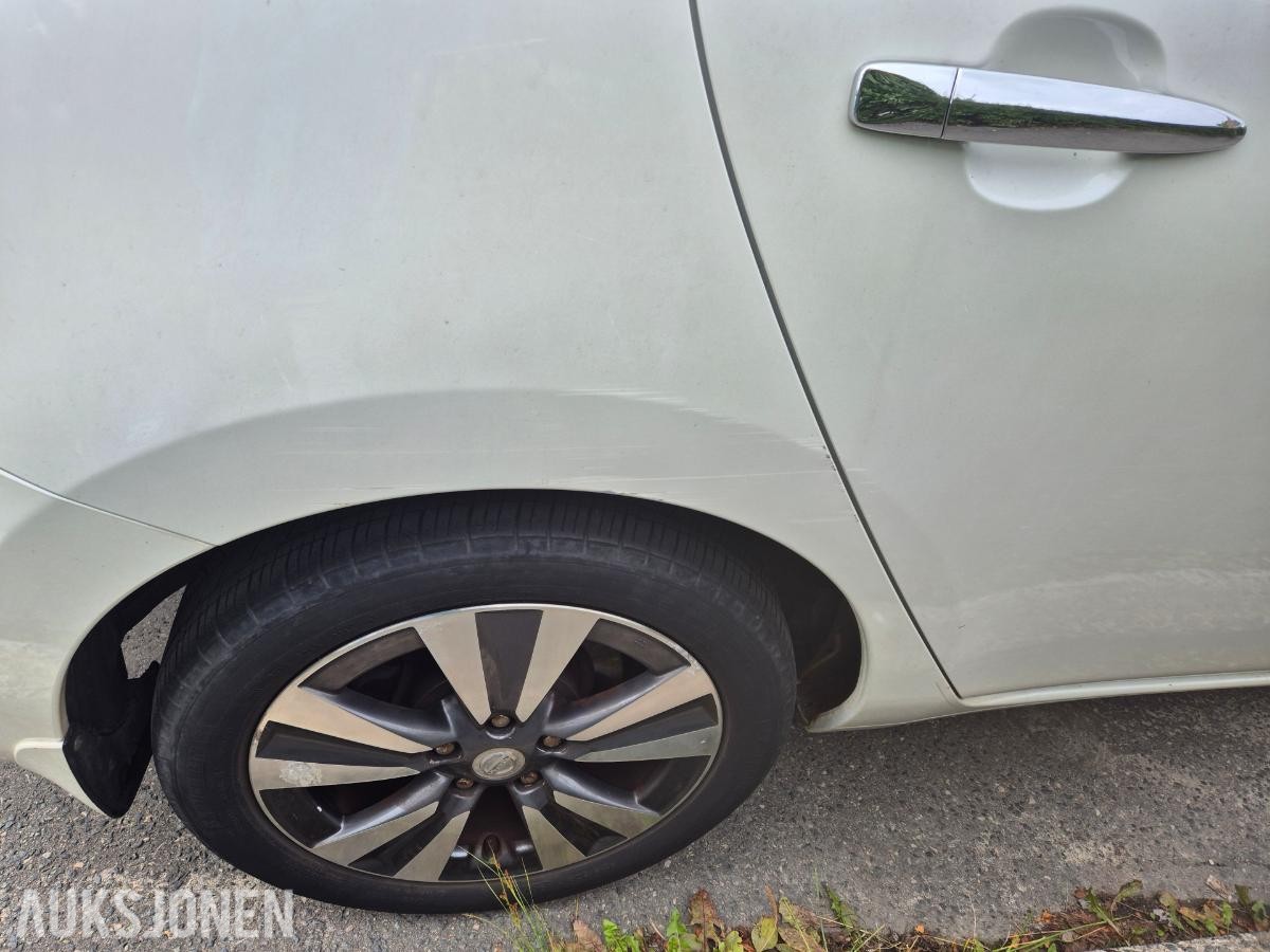 2015 Nissan Leaf 24Kwh tekna skinnseter 360 kamera BOSE 113000km