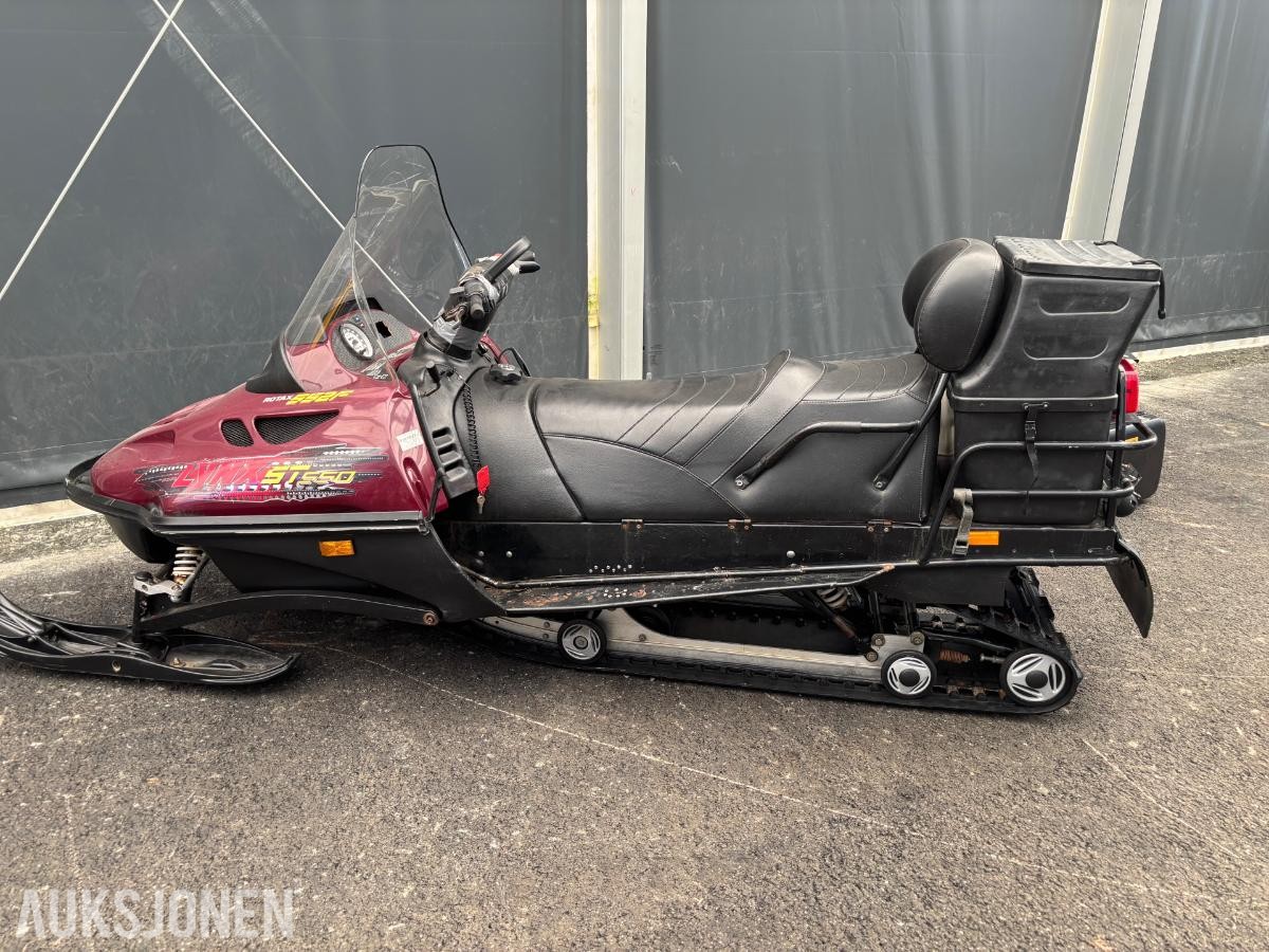 2004 Lynx ST550F Snøscooter