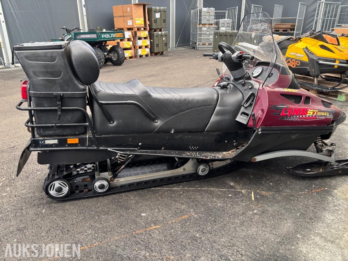2004 Lynx ST550F Snøscooter