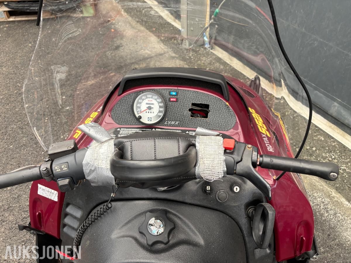2004 Lynx ST550F Snøscooter