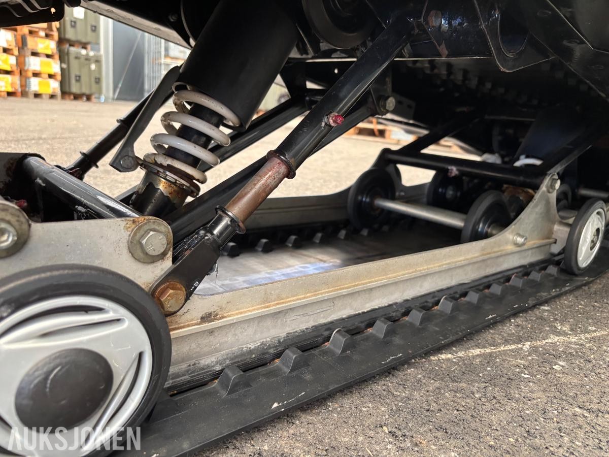 2004 Lynx ST550F Snøscooter