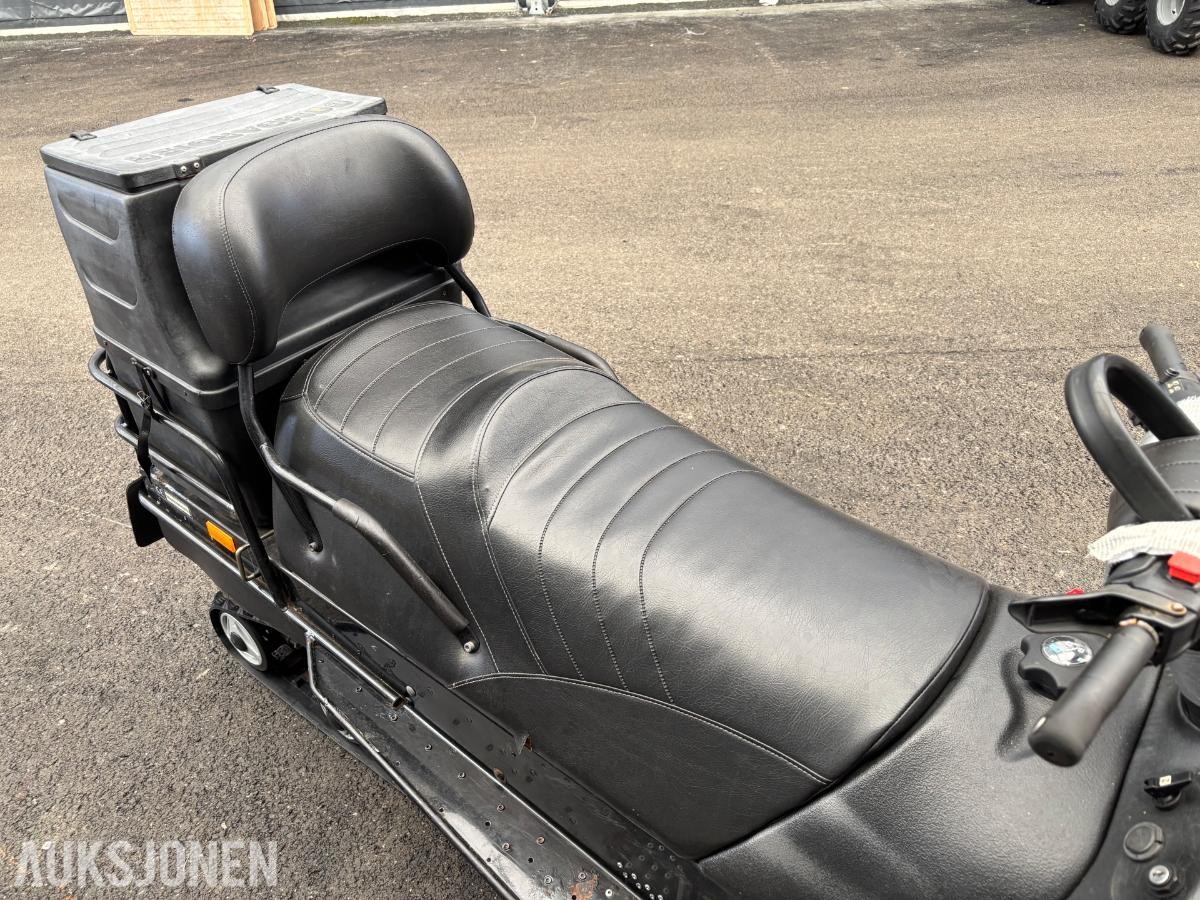 2004 Lynx ST550F Snøscooter