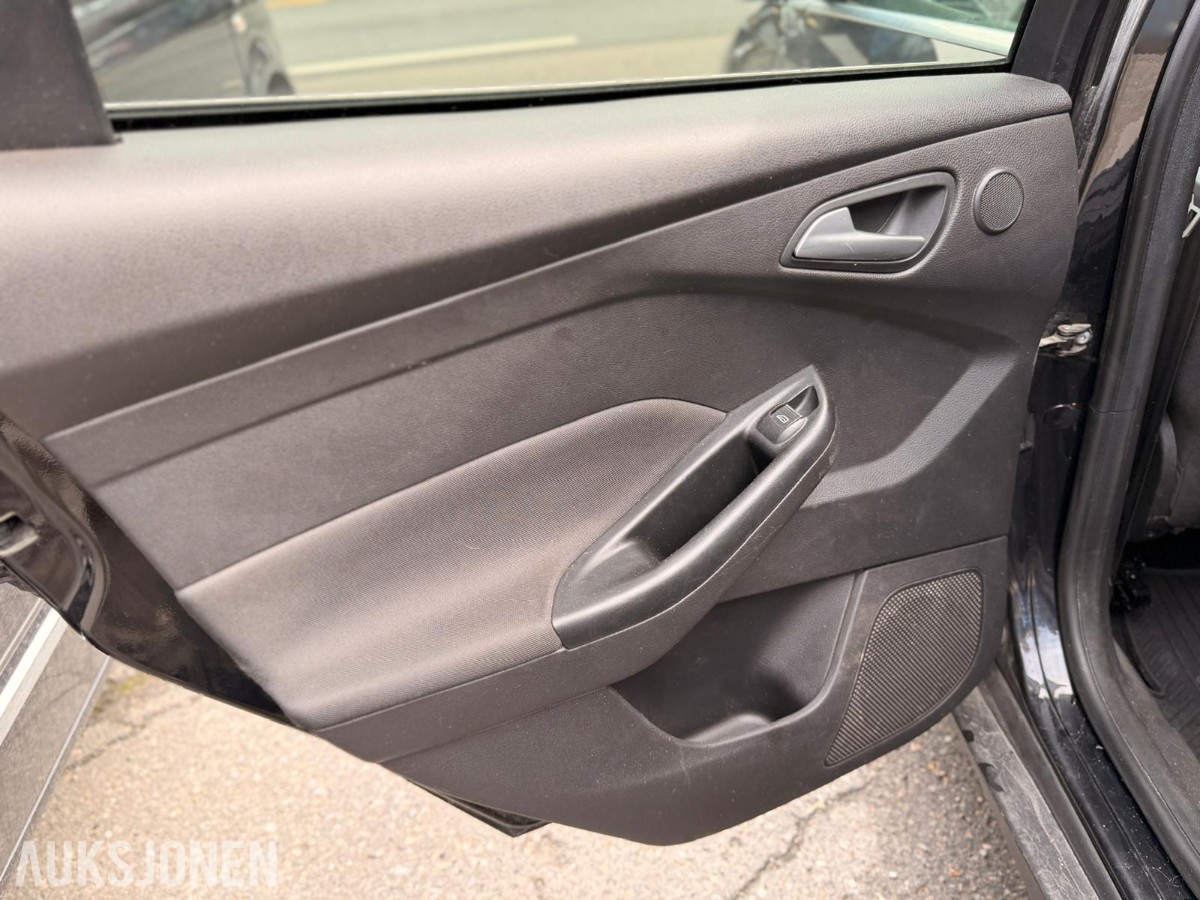 2014 FORD FOCUS 1.0 125HK NORSK REGREIM NYLIG BYTTET