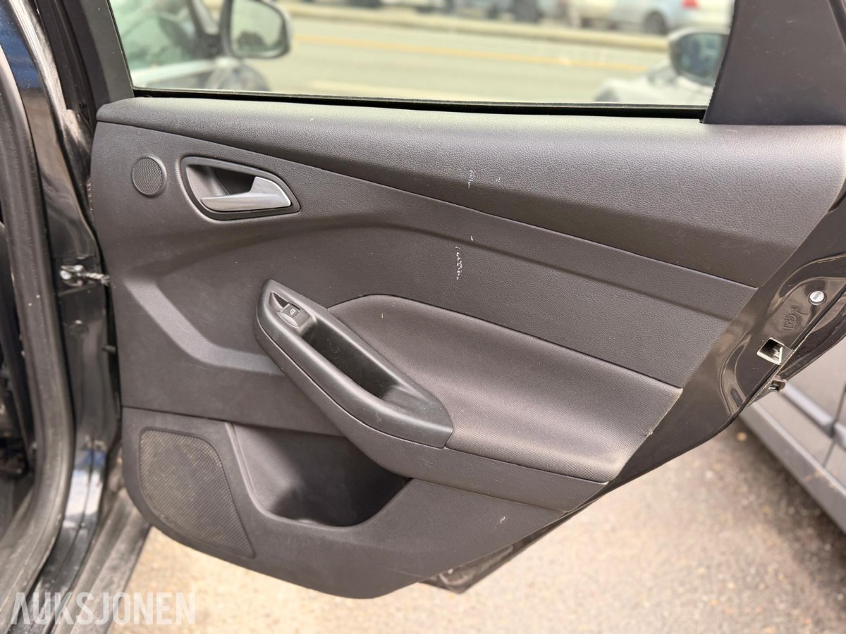 2014 FORD FOCUS 1.0 125HK NORSK REGREIM NYLIG BYTTET