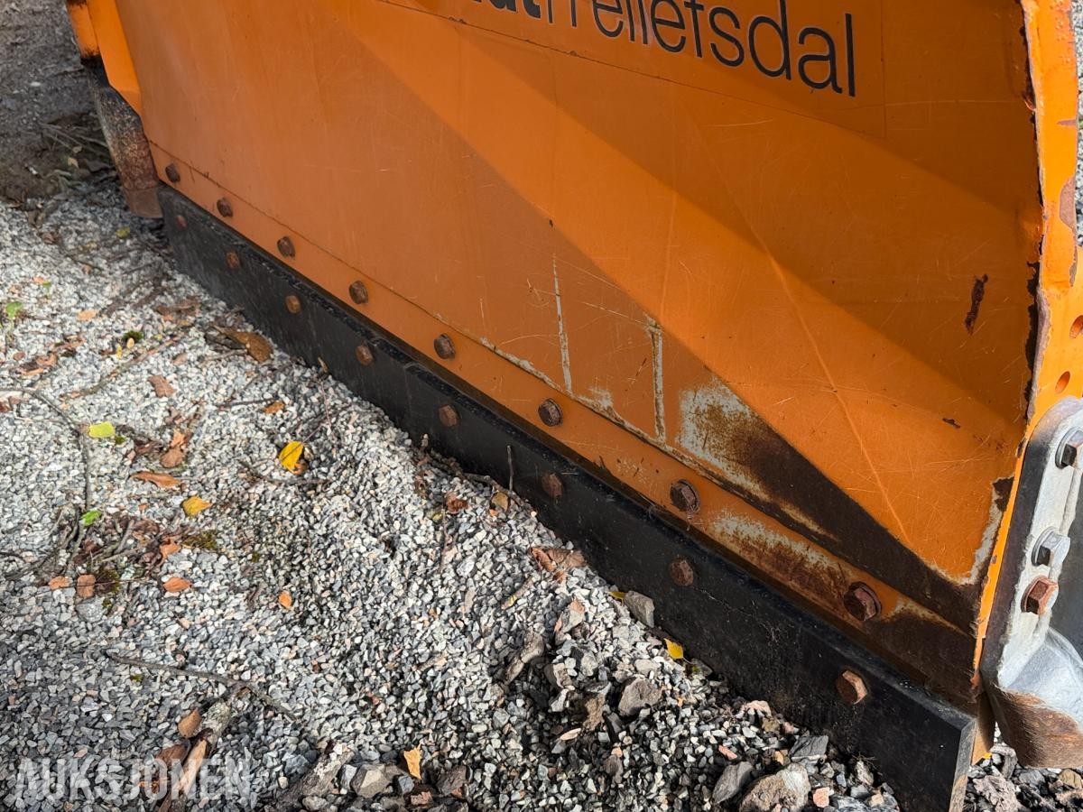 2019 Schmidt / Tellefsdal KL-V32 V-plog - Nytt slitestål