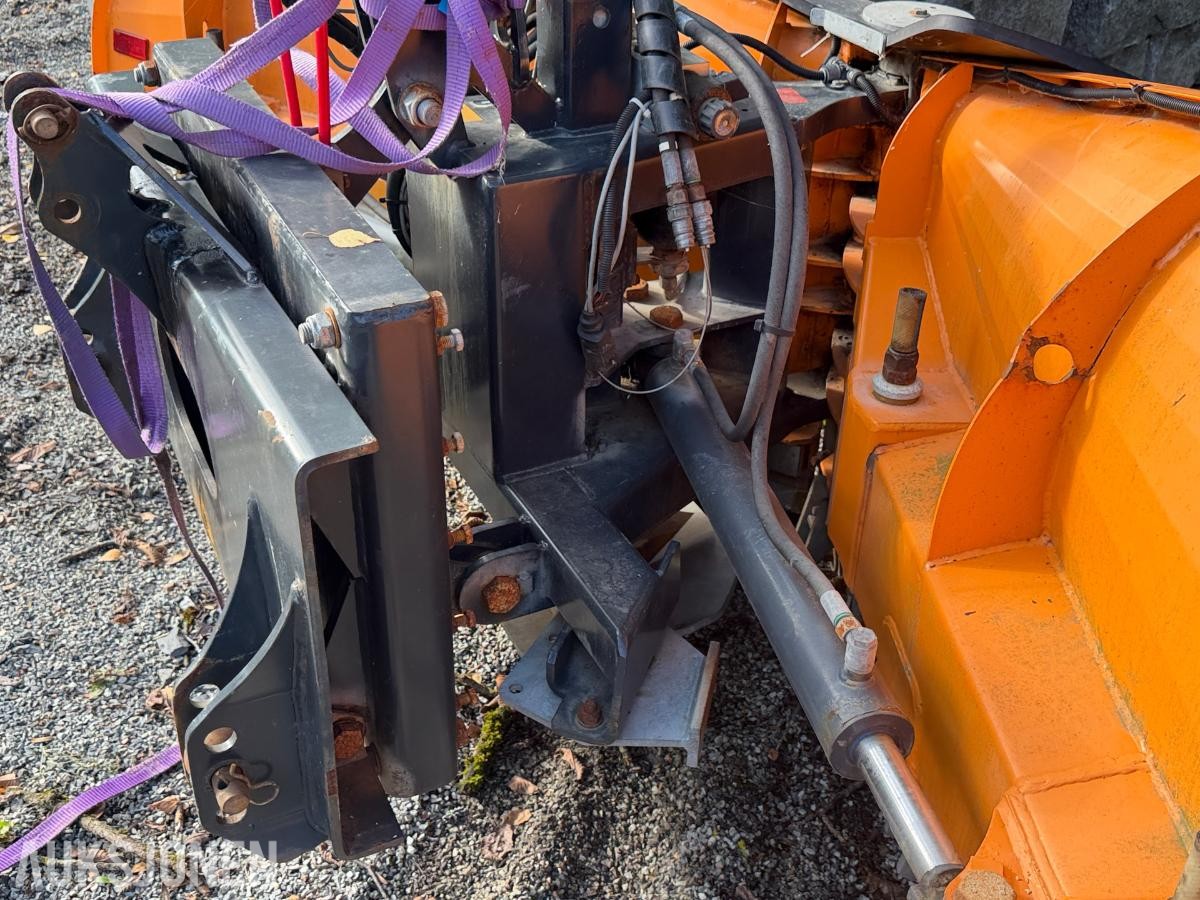 2019 Schmidt / Tellefsdal KL-V32 V-plog - Nytt slitestål