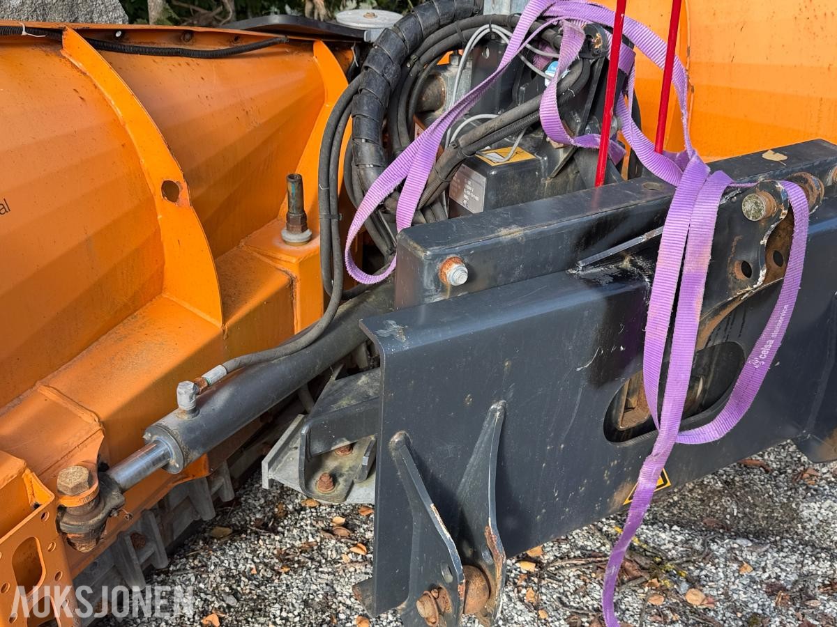 2019 Schmidt / Tellefsdal KL-V32 V-plog - Nytt slitestål