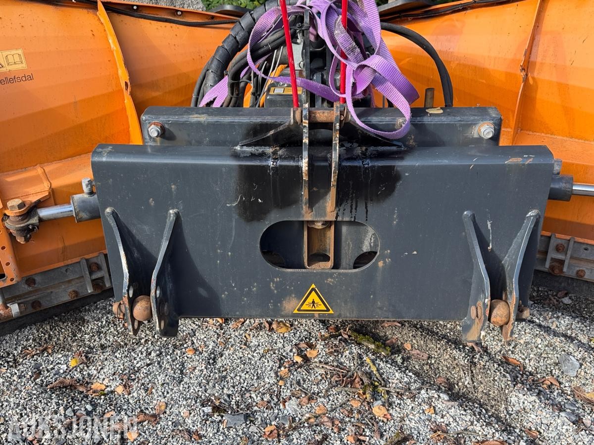 2019 Schmidt / Tellefsdal KL-V32 V-plog - Nytt slitestål
