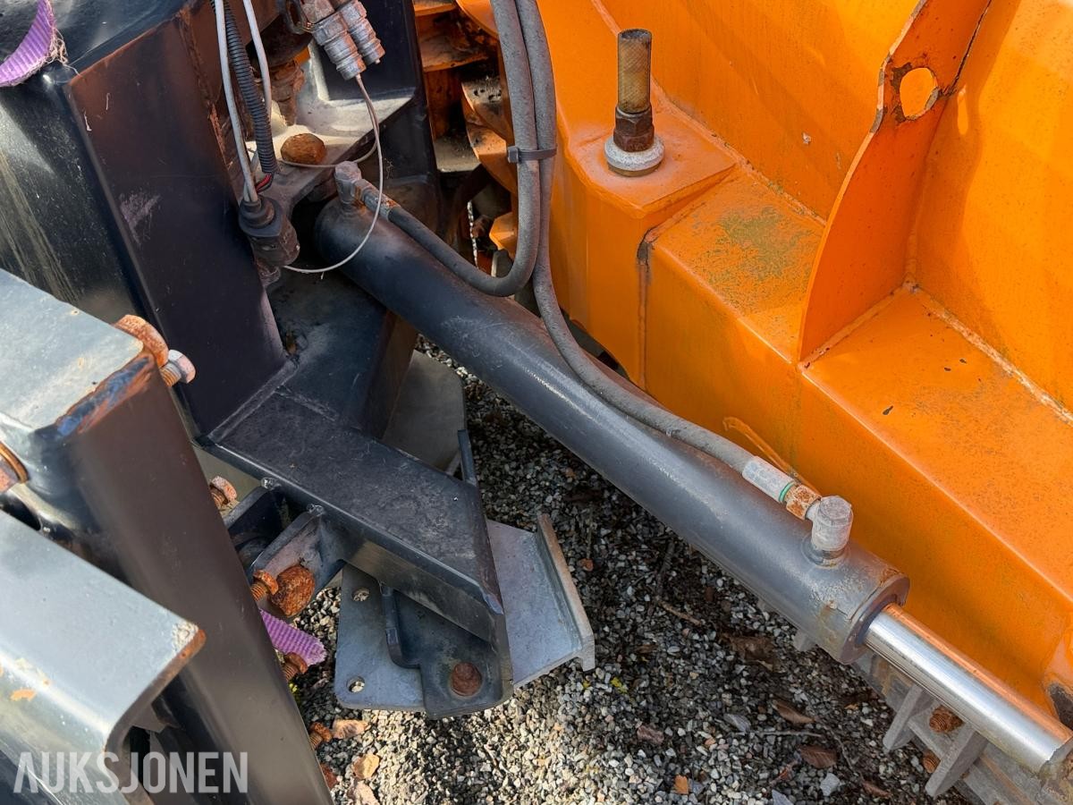 2019 Schmidt / Tellefsdal KL-V32 V-plog - Nytt slitestål