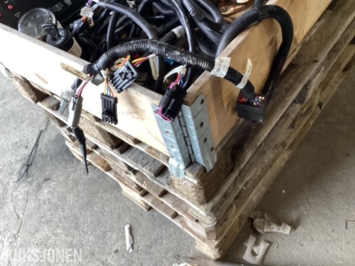 Cummins Mercruiser 150HK diesel båtmotor, gått ca 270 timer