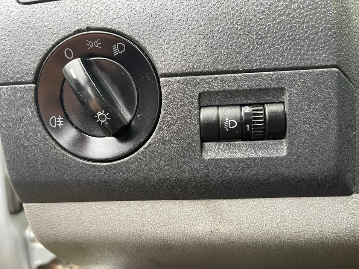 2012 Volkswagen TRANSPORTER 2.0 TDI 140 HK 4MOTION HENGERFESTE VARMER 