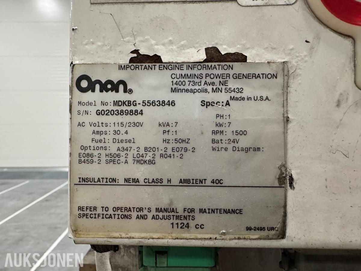 5 stk Cummins Onan 7kW båt generatorer