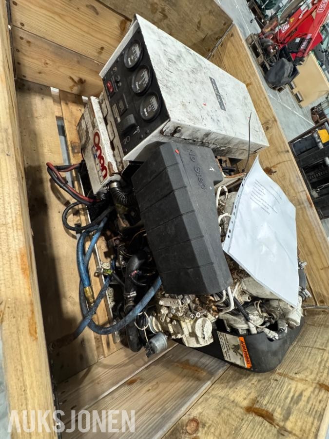 5 stk Cummins Onan 7kW båt generatorer
