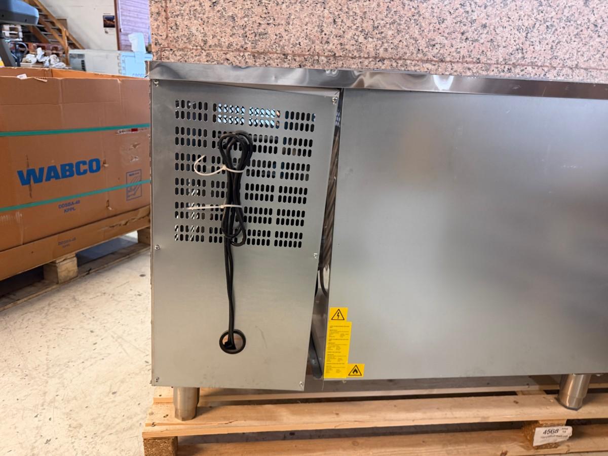 PZH3600TN Pizzakjølebenk – 3 dører – granittplate – 580 liter
