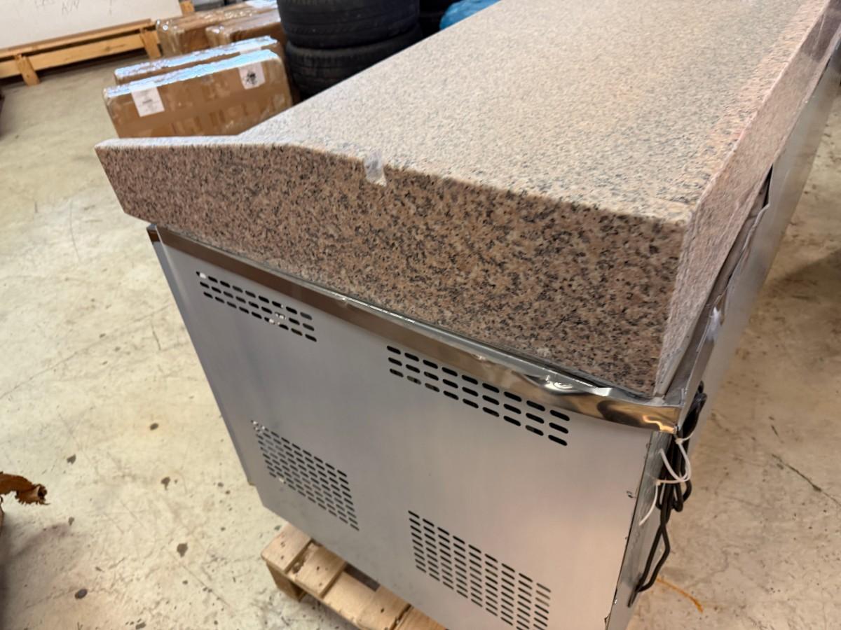PZH3600TN Pizzakjølebenk – 3 dører – granittplate – 580 liter