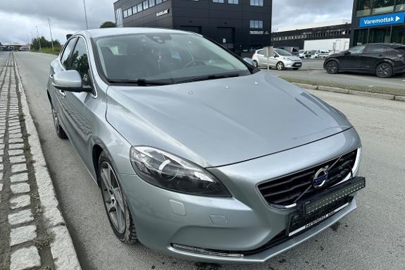 2016 Volvo V40 2.0 D 120HK AUT KAMERA CRUISE VARMER NAVI 
