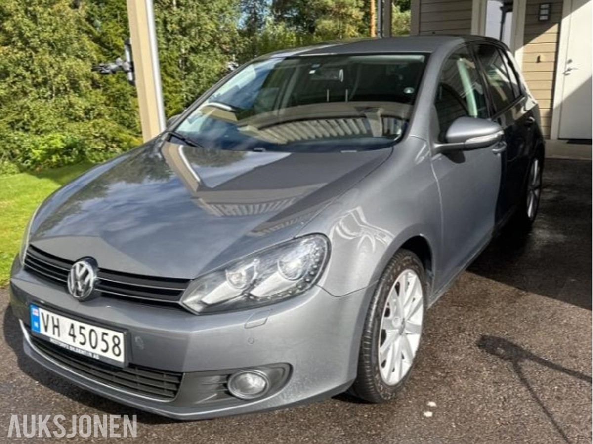 2013 Volkswagen Golf 1.6 Diesel 105hk Webasto, Hengerfeste, Cruisekontroll