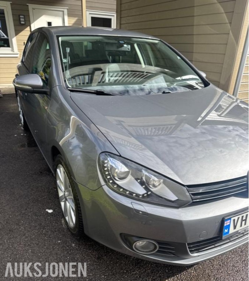 2013 Volkswagen Golf 1.6 Diesel 105hk Webasto, Hengerfeste, Cruisekontroll