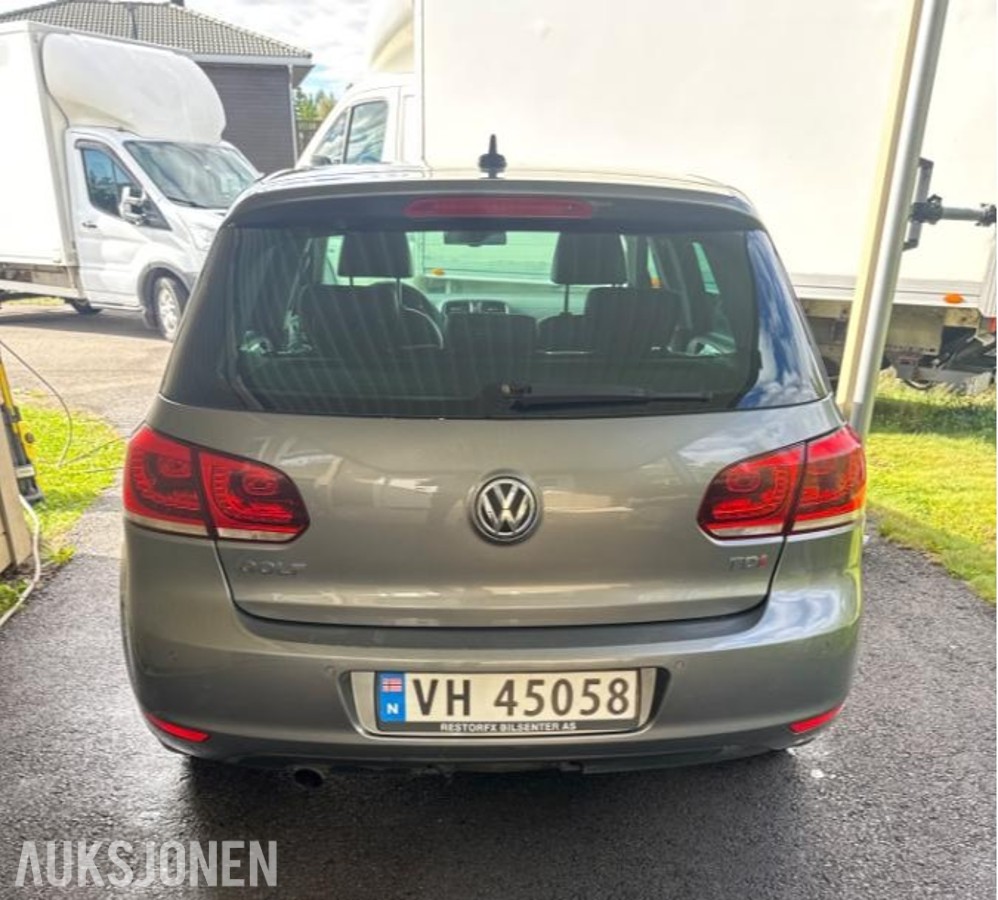 2013 Volkswagen Golf 1.6 Diesel 105hk Webasto, Hengerfeste, Cruisekontroll