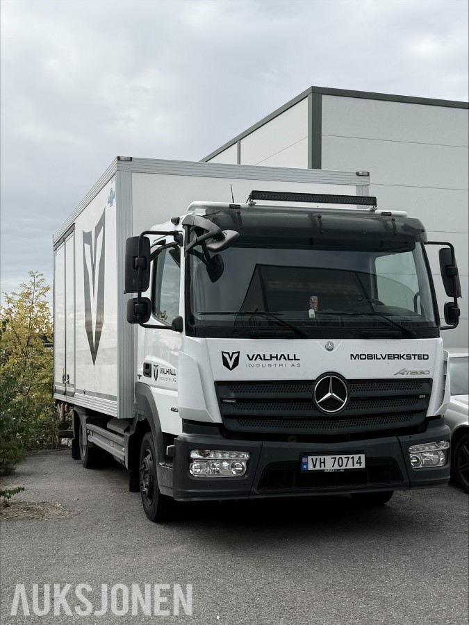 2015 Mercedes-Benz ATEGO verkstedsinnredning, løftelem, Palfinger kran