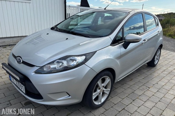 2011 Ford Fiesta 1.4 TDCi 69hk s+v dekk, eu ok til 03.2028