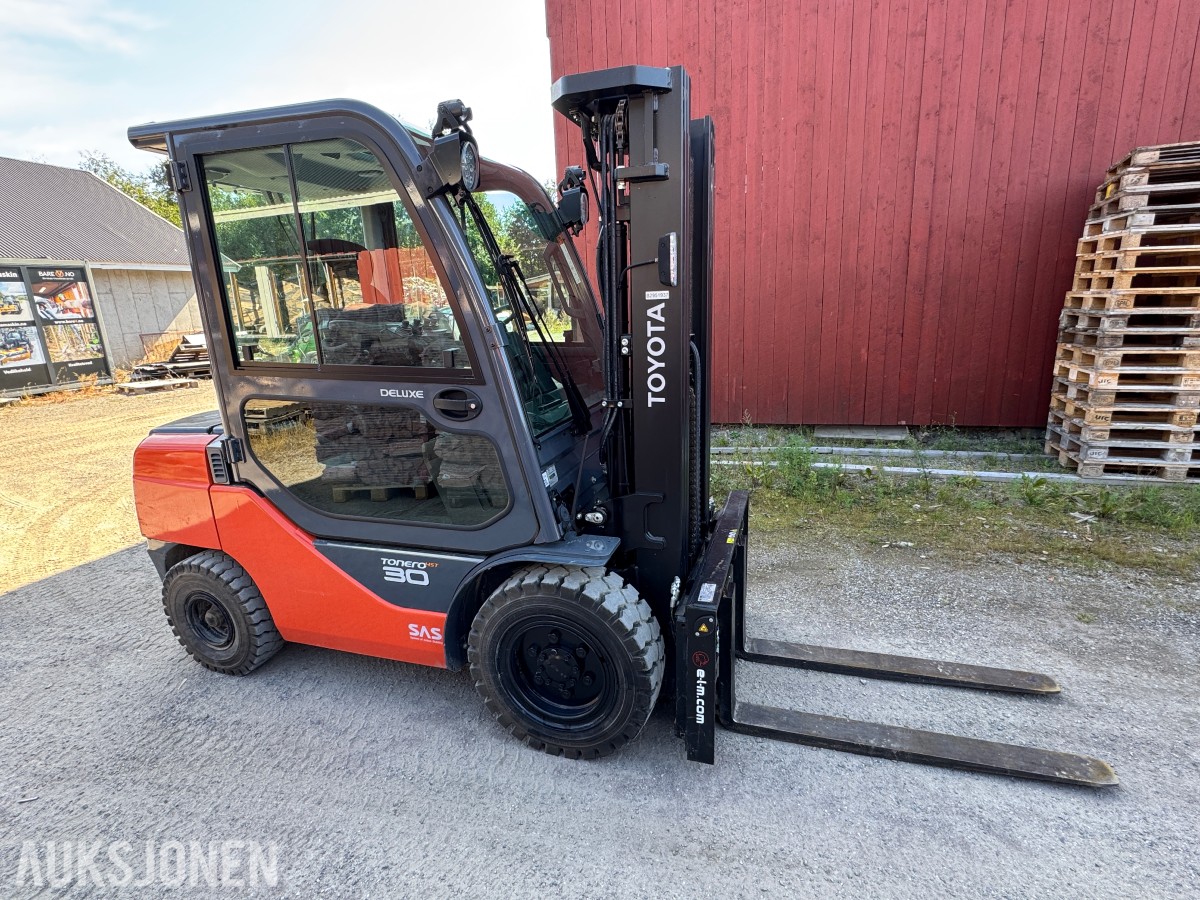 2020 Toyota TONERO 30 06-8FD30F 3T Motvektstruck 4,7M LITE BRUKT