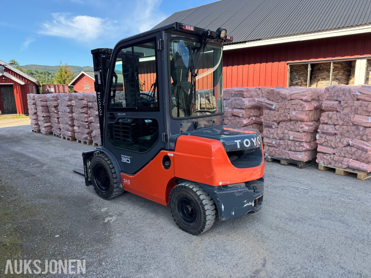 2020 Toyota TONERO 30 06-8FD30F 3T Motvektstruck 4,7M LITE BRUKT