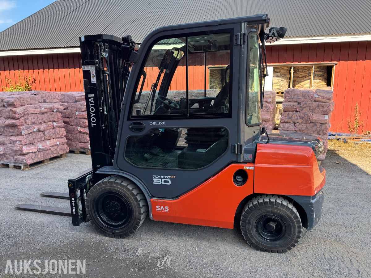 2020 Toyota TONERO 30 06-8FD30F 3T Motvektstruck 4,7M LITE BRUKT